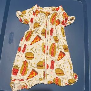 Little sleepies size 6-12 month